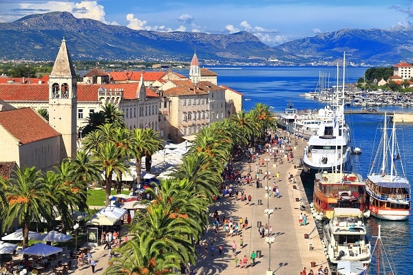 Tanie apartamenty Trogir